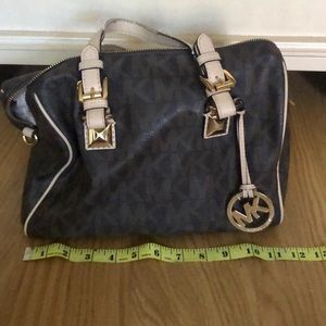 Michael kors doctor bag